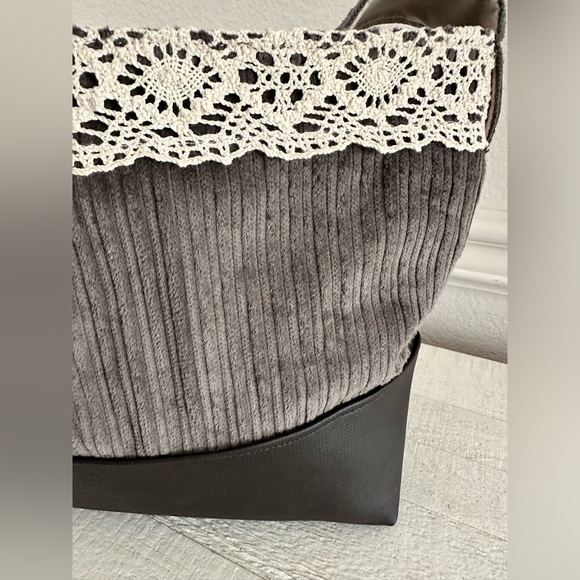 SOLD OUT* New Design: My Simply Swank Purse! - Picture 2 of 8